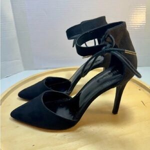 Forever 21 Black Ankle Strap Heels
